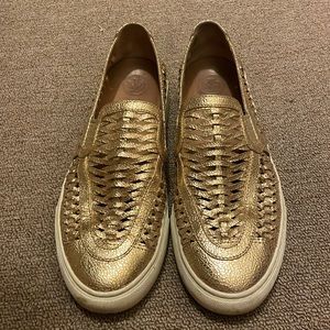 COPY - Tory Burch gold shoe